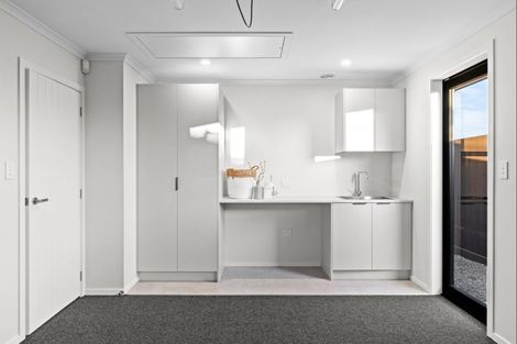 Photo of property in 71 Brightwater Terrace, Terrace End, Palmerston North, 4410