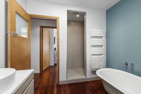 Photo of property in 18 Kapekape Place, Pukerua Bay, 5026