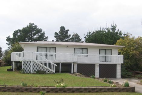 Photo of property in 109 Puriri Place, Matarangi, Whitianga, 3592