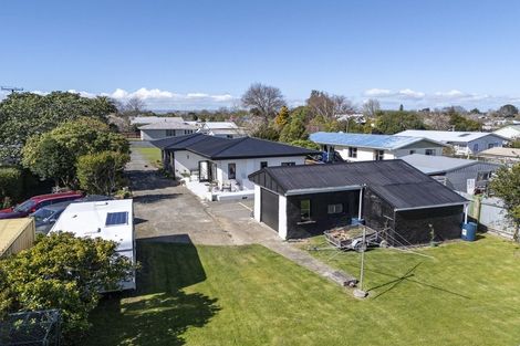 Photo of property in 53 Victoria Street, Carterton, 5713