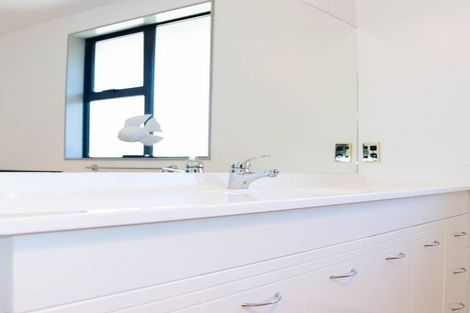 Photo of property in 3 Lakeview Drive, Foxton Beach, Foxton, 4815