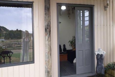 Photo of property in 97b Te Mahoe Road, Mokau, 4376