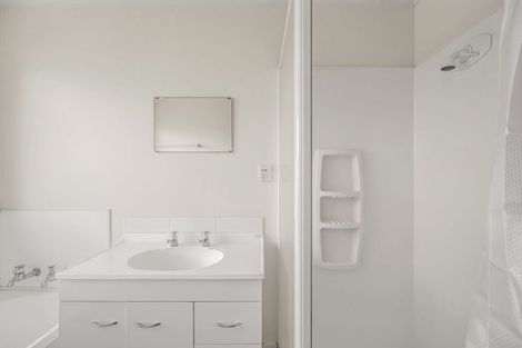 Photo of property in 18a Hillary Crescent, Maraenui, Napier, 4110