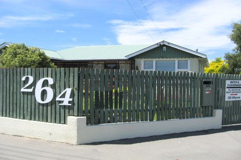 Photo of property in 264 Mairehau Road, Burwood, Christchurch, 8083