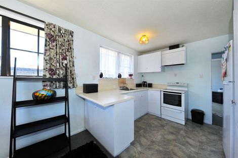 Photo of property in 2/5 Peebles Drive, Hei Hei, Christchurch, 8042