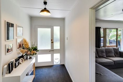 Photo of property in 35 Shaw Road, Eskdale, Napier, 4182