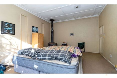 Photo of property in 1 Clifton Terrace, West End, Timaru, 7910