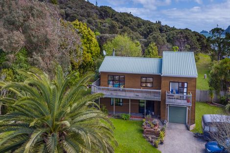 Photo of property in 41 Cornwallis Road, Cornwallis, Auckland, 0604