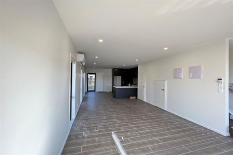 Photo of property in 1 Aramata Road, Papakura, 2110