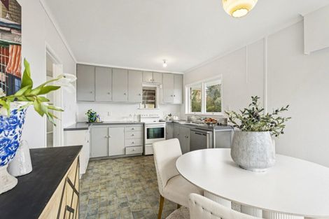 Photo of property in 85 Lynden Avenue, Hillcrest, Auckland, 0627