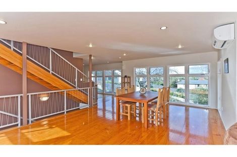 Photo of property in 19a Clairville Crescent, Wai O Taiki Bay, Auckland, 1072