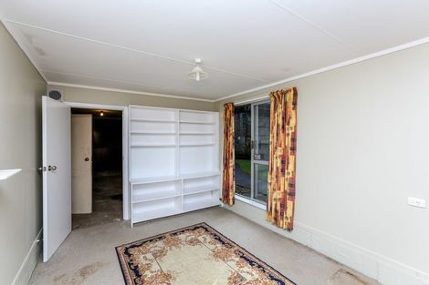 Photo of property in 6 Sycamore Grove, Lower Vogeltown, New Plymouth, 4310
