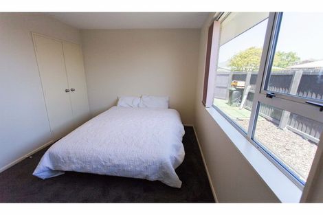 Photo of property in 2/18a Thistledown Place, Woolston, Christchurch, 8062