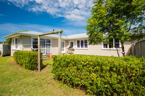 Photo of property in 12 Charles Street, Riverdale, Gisborne, 4010