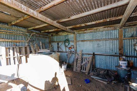 Photo of property in 36 Riverdale Road, Dannevirke, 4930