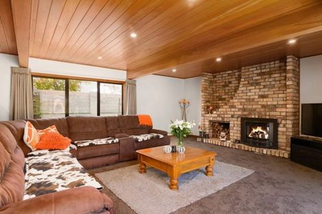 Photo of property in 22 Kowhai Street, Glenholme, Rotorua, 3010