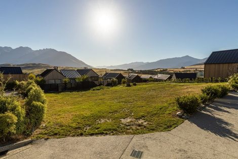Photo of property in 5 Falconer Rise, Jacks Point, Queenstown, 9371