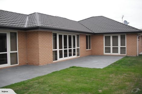 Photo of property in 16 Mollymawk Place, Woolston, Christchurch, 8023