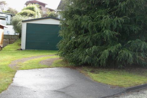Photo of property in 18 Pearce Place, Kinloch, Taupo, 3377