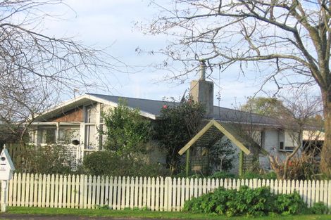 Photo of property in 78 Oakfield Crescent, Pukete, Hamilton, 3200