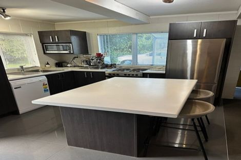 Photo of property in 62 Mcintyre Road, Mangere Bridge, Auckland, 2022