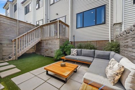 Photo of property in 21c Cherry Tree Place, Massey, Auckland, 0614