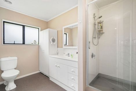 Photo of property in 17 Mews Place, Forest Lake, Hamilton, 3200