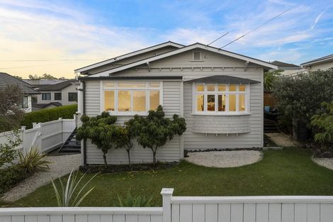 Photo of property in 4 Cambrai Avenue, Mount Roskill, Auckland, 1041