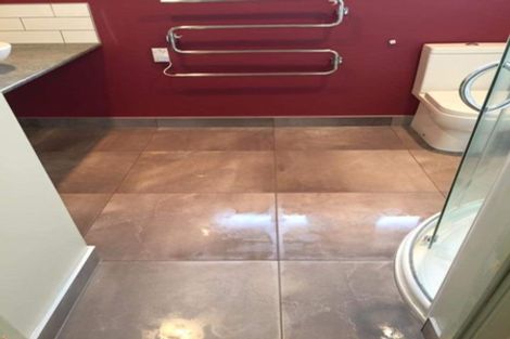 Photo of property in 2/92 Grey Street, Onehunga, Auckland, 1061