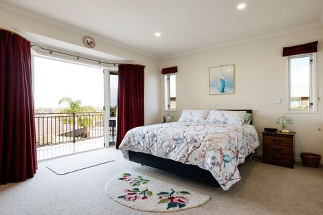 Photo of property in 18b Highgrove Drive, Grandview Heights, Hamilton, 3200