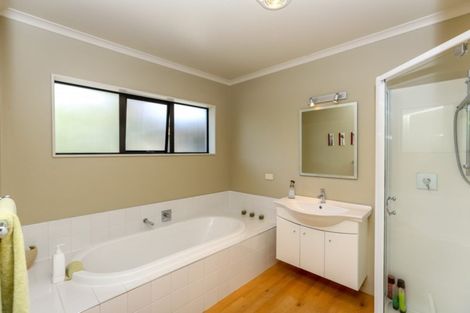 Photo of property in 13a Maple Crescent, Whalers Gate, New Plymouth, 4310