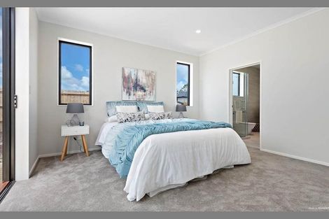 Photo of property in 5 Verdot Close, Kumeu, 0810