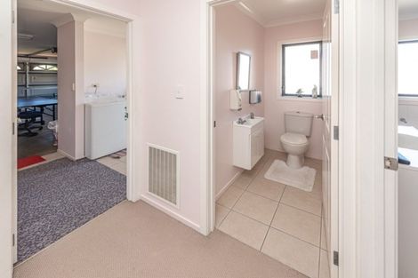 Photo of property in 21 Gilligan Close, College Estate, Whanganui, 4500