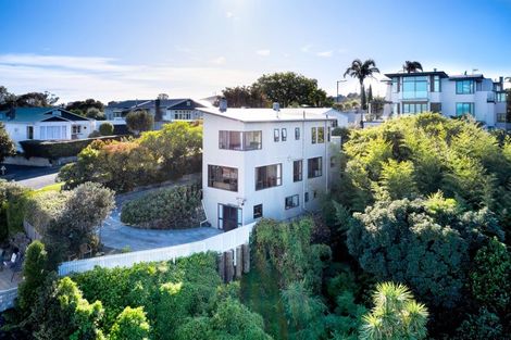 Photo of property in 17 Simla Terrace, Hospital Hill, Napier, 4110