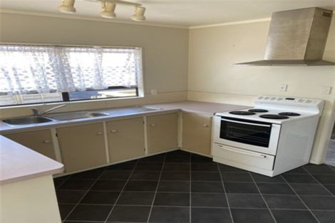 Photo of property in 12 Fairway Drive, Kerikeri, 0230