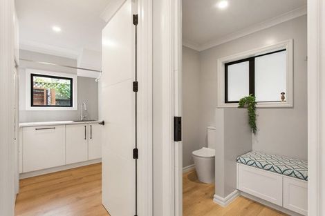 Photo of property in 7 Glandovey Road, Fendalton, Christchurch, 8052