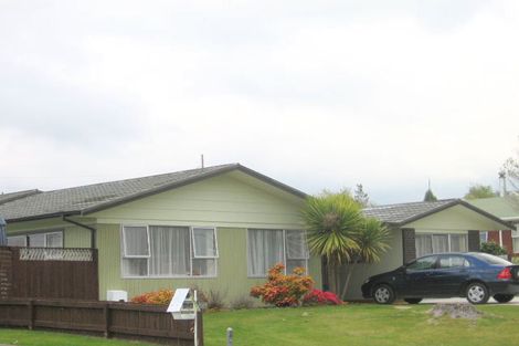 Photo of property in 35 Neri Crescent, Pomare, Rotorua, 3015
