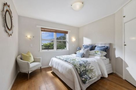 Photo of property in 1/4 Firth Road, Torbay, Auckland, 0630