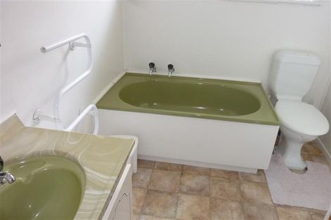 Photo of property in 5/25 Mount Albert Road, Mount Albert, Auckland, 1025