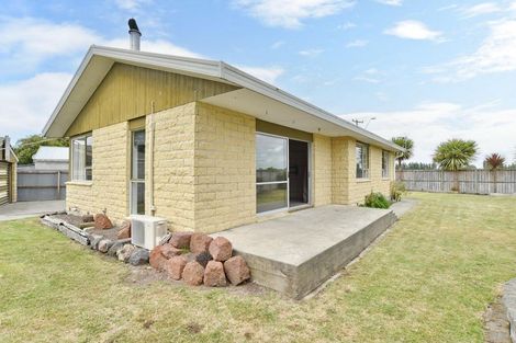 Photo of property in 12 Rangiora Woodend Road, Woodend, 7610