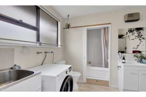 Photo of property in 11 Kowai Place, Amberley, 7410