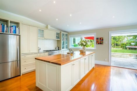Photo of property in 18a Richmond Avenue, Northcote Point, Auckland, 0627