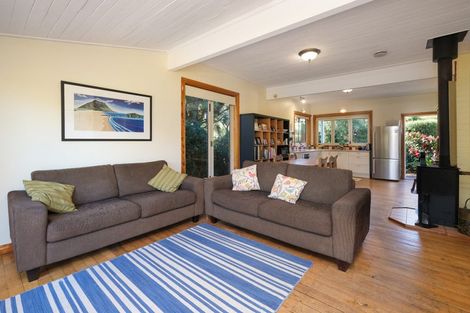 Photo of property in 10 Hill Road, Warrington, Waikouaiti, 9471