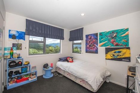 Photo of property in 29 Mcewen Crescent, Riverstone Terraces, Upper Hutt, 5018