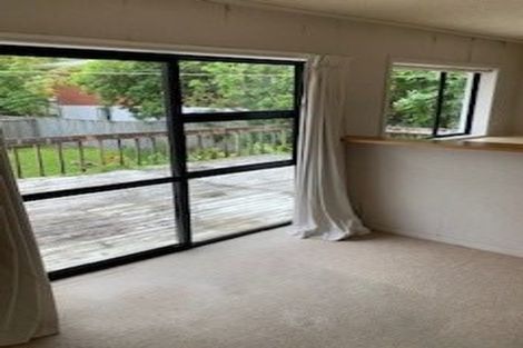 Photo of property in 1/24 Richards Avenue, Forrest Hill, Auckland, 0620