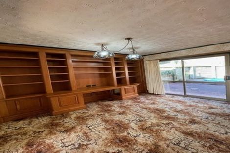 Photo of property in 2 Dianthus Place, Browns Bay, Auckland, 0630