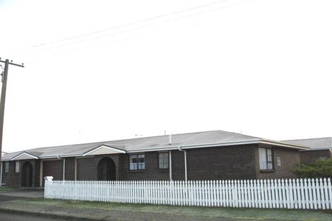 Photo of property in 22 Moulson Street, Strathern, Invercargill, 9812