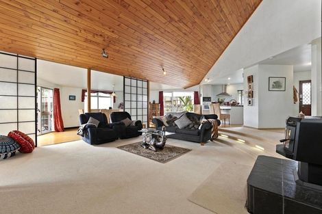 Photo of property in 382 Otumoetai Road, Otumoetai, Tauranga, 3110