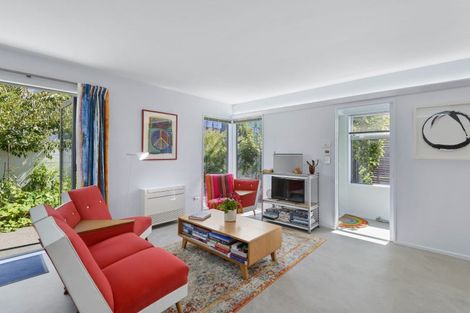 Photo of property in 1/64 Hewitts Road, Merivale, Christchurch, 8014