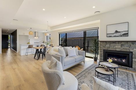 Photo of property in 4 Coopworth Road, Jacks Point, 9371